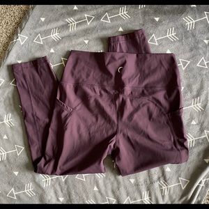 ZYIA crop leggings - WITH POCKETS!